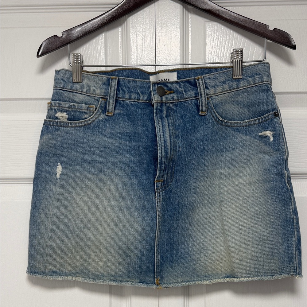 FRAME Denim Light Wash Raw Hem Mini Skirt Size 27 (US 4)
